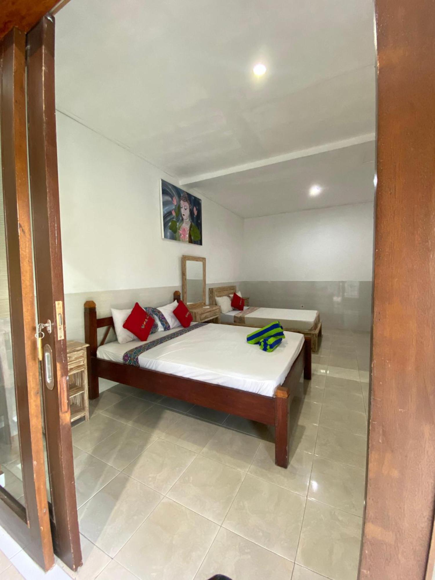 Coconut Beach Bungalows & Warung 2 Amed Zewnętrze zdjęcie