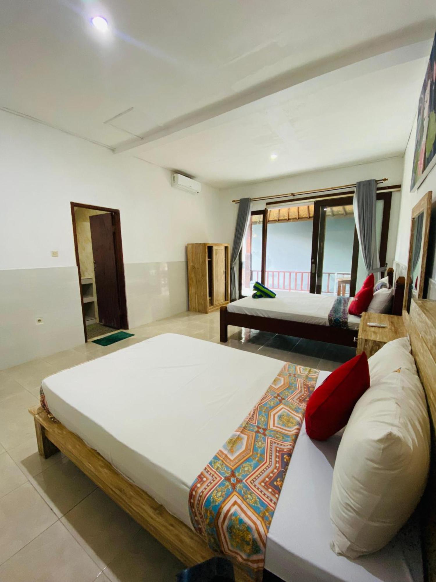 Coconut Beach Bungalows & Warung 2 Amed Zewnętrze zdjęcie